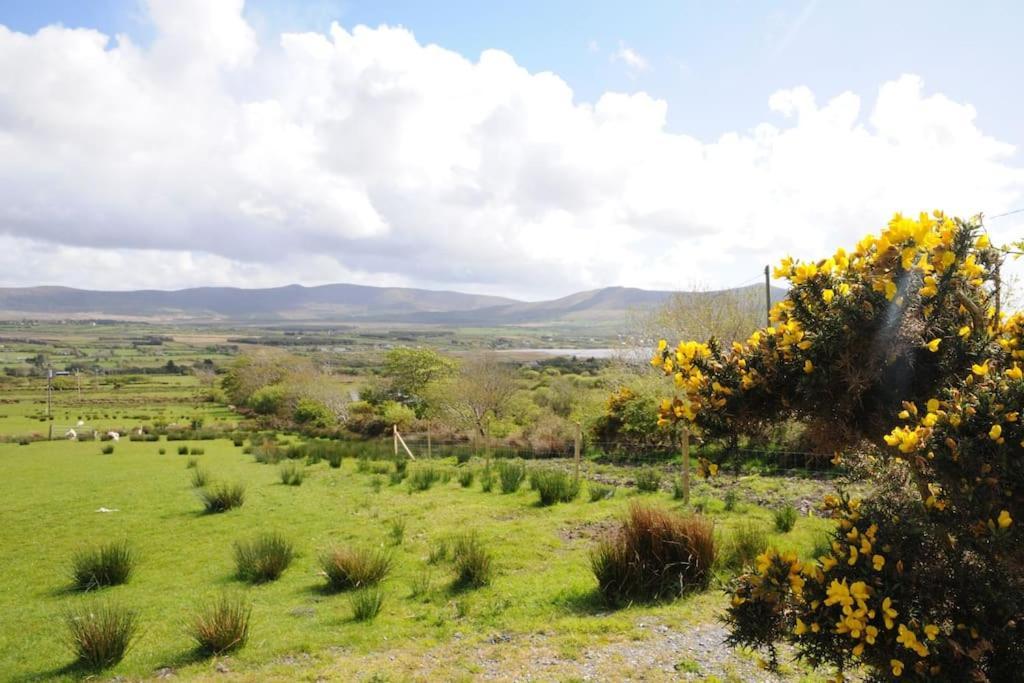 Cottage Skelligs Coast, Ring Of Kerry Cahersiveen Esterno foto